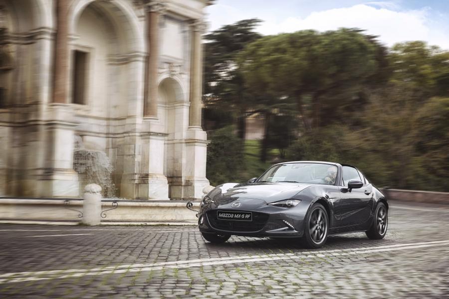  Mazda MX-5 Miata RF (ND) 2016 года  (WW) (фото 24 из 48)